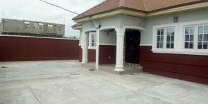 Image 1 Title