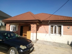 Image 1 Title