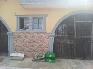 Image 1 Title