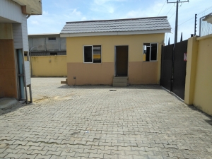Image 1 Title