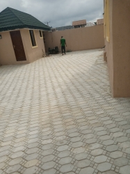 Image 1 Title