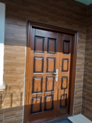 Image 1 Title