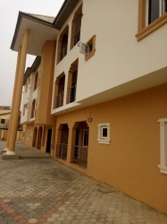 Luxury Gigantic Most Beautiful Newly Built All Rooms Ensuite 3 Bedroom With Extra Room Bq And Central Generator 3 bedroom Flat for Rent Lekki Lagos Vetra  Property