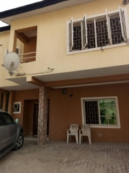 Distress Sale: Executive 3 Bedroom Terrace All Rooms Ensuite 3 bedroom Terraced Duplex for Sale Ajah Lagos Vetra  Property