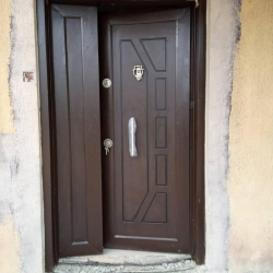 Image 1 Title