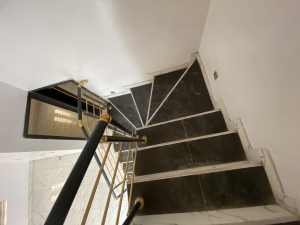 Image 1 Title
