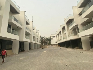 Image 1 Title