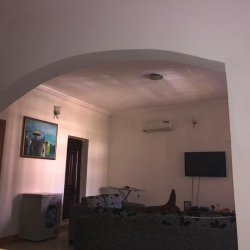 Image 1 Title