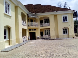 To Let (company's Rent)4 Units Of Standard 3bedroom Serviced Corporate Apartment. 3 bedroom Flat for Rent Gwarinpa Abuja Vetra  Property