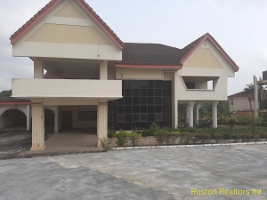 About 10 Rooms Mansion With Swimming Pool At Iyaganku Gra 10 bedroom Detached Duplex for Rent Ibadan Oyo Vetra  Property