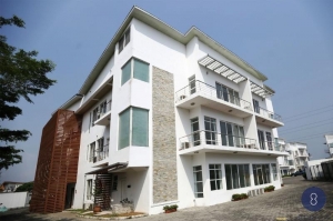 Luxurious 3 Bedroom Waterfront Apartment With Bq Available For Sale In Banana Island, Ikoyi,lagos. 3 bedroom Flat for Sale Ikoyi Lagos Vetra  Property