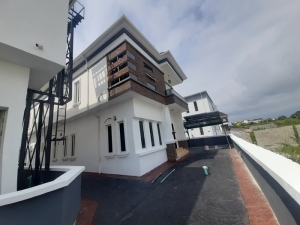 Luxury 5bedroom Duplex With Bq For Sale At Lekki County Homes Estate, Lekki 5 bedroom Detached Duplex for Sale Lekki Lagos Vetra  Property
