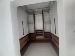 Image 1 Title
