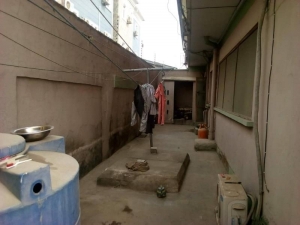 Image 1 Title