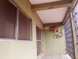 A 3-bedroom Flat At Eyinni Area, Orita Challenge, Ibadan 3 bedroom Flat for Rent Ibadan Oyo Vetra  Property