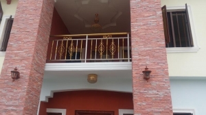 Image 1 Title