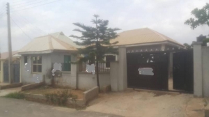 Distress Sale: Bungalow Of Two Bedrooms And A Room Self-con For Sale  3 bedroom Detached Bungalow for Sale Dei-Dei Abuja Vetra  Property