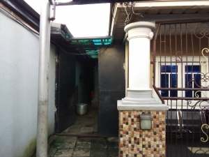 Image 1 Title