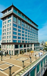 5 Star Hotel. Oriental Hotel 10 bedroom Hotel/Guest House for Sale Lekki Lagos Vetra  Property