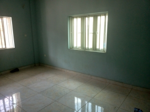 New 3 Bedrooms Flat(ground Floor) In Yaba @ N2.5million(slightly Negotiable) 3 bedroom Flat for Rent Yaba Lagos Vetra  Property