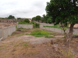 Fenced And Gated Land Measuring Approximately 1500sqm Off Oba Akenzua Onireke Gra Ibadan 1,500 Meter Square of Land for Sale Ibadan Oyo Vetra  Property
