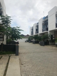 Image 1 Title