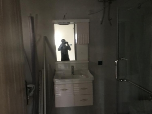 Image 1 Title
