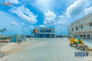 Image 1 Title