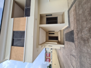 Image 1 Title