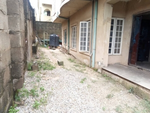 Image 1 Title