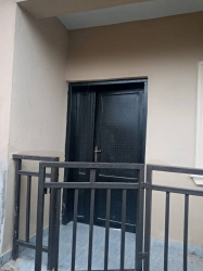 Image 1 Title