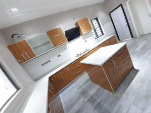Image 1 Title