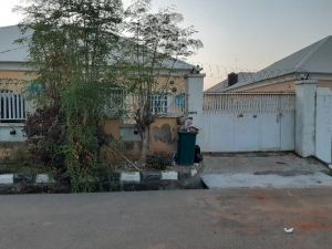 Image 1 Title
