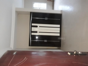 Image 1 Title