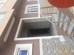 Image 1 Title