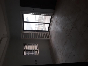 Image 1 Title