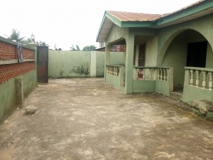 Image 1 Title