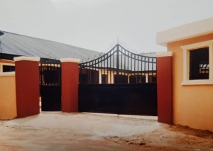 Image 1 Title