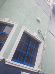Image 1 Title