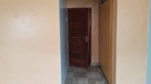Image 1 Title