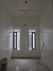 Image 1 Title