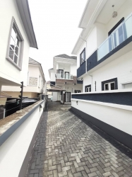 Chevy View Estate Chevron Lekki 4 Bedroom Detached Duplex For Distress Sale 4 bedroom House for Sale Lekki Lagos Vetra  Property