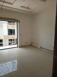 Image 1 Title