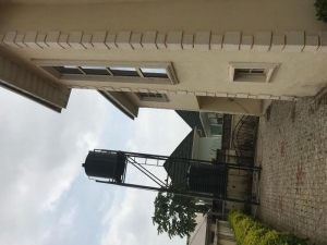 Image 1 Title