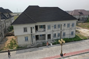Image 1 Title