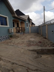 For Sale 4bedroom Bungalow All Room Ensuits On 2plots Of Land All Modern Facilities, Red Copy Survey Plan, Register Building Plan And Land Agreement , Tile Road To The House At Alakia Iyanagbala Within Onimalu Estate New Ife Road 4 bedroom Detached Bungalow for Sale Ibadan Oyo Vetra  Property