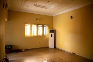  1 Bedroom En-suite Serviced Apartments With A Visitors Toilet (shared) Mini Flat for Rent Lekki Lagos Vetra  Property