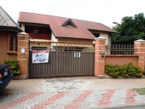 Image 1 Title