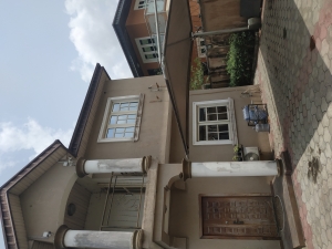 Image 1 Title
