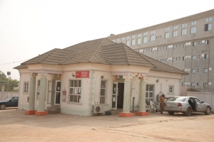 Functional Filling Station At Sanyo Express.  Commercial Property for Rent Ibadan Oyo Vetra  Property